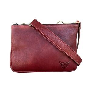 Le‎ Vero Toro Red Leather Crossbody Bag Purse Multi-Compartmental GUC